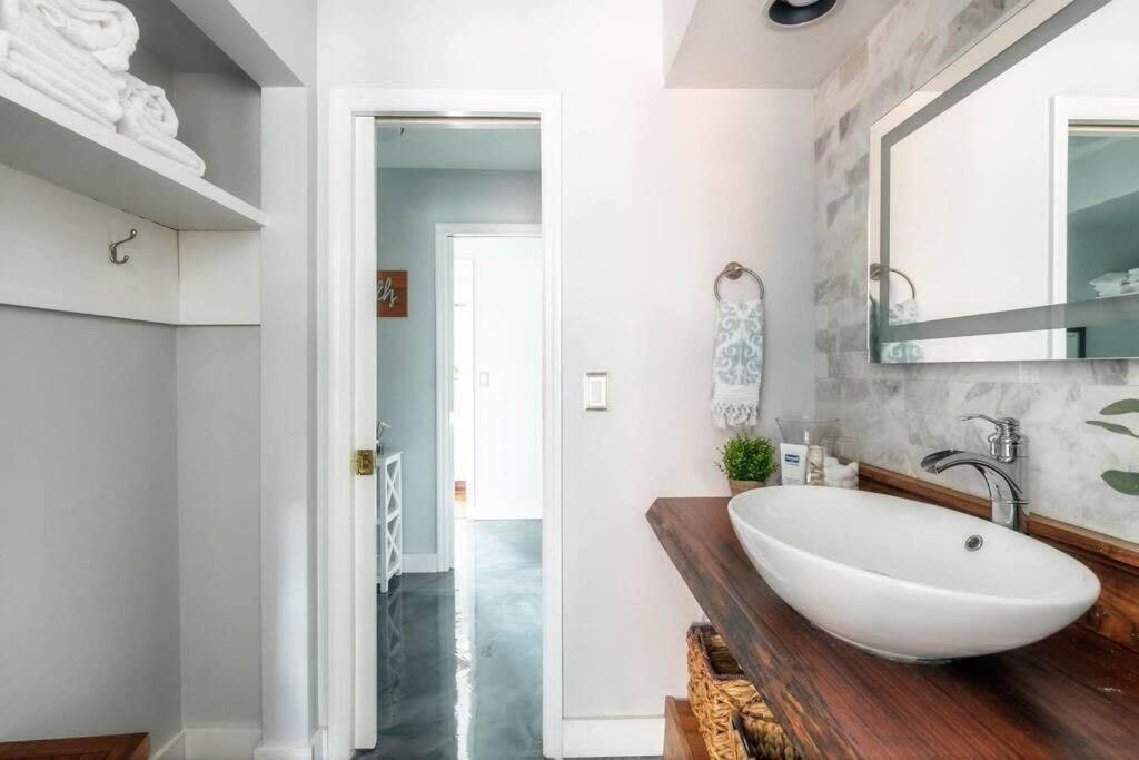 Walk To Broadway Charming Modern Historic Townhome Nashville Exterior foto